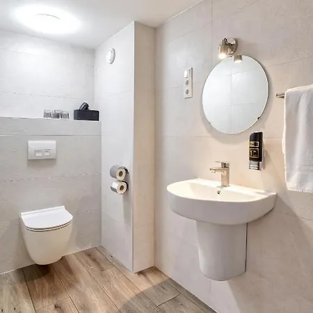 De Heren Valkenburg Отель Валкенбург